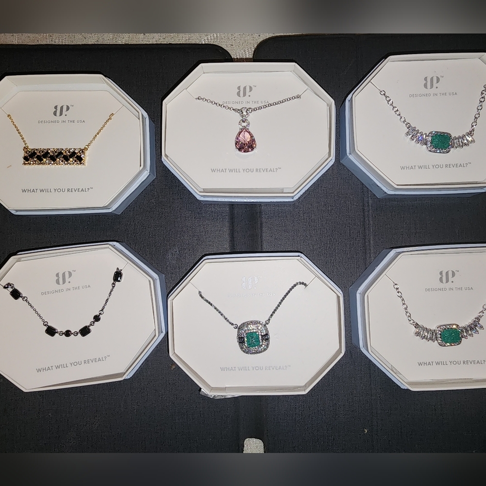 6 Bomb Party Necklace Lot